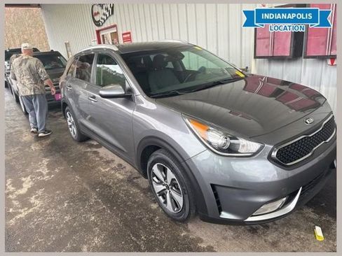 Used 2018 Kia Niro LX image 1
