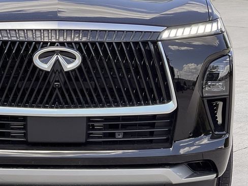 New 2027 INFINITI QX80 Luxe RWD image 8