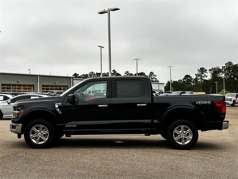 Used 2024 Ford F150 XLT w/ Mobile Office Package image 5