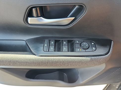 Used 2026 Nissan Kicks SV w/ SV Premium Package FWD image 26