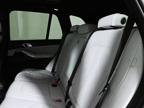 Used 2026 BMW X5 xDrive40i image 4