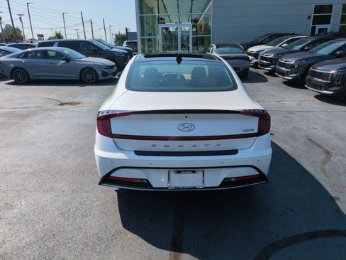 Used 2023 Hyundai Sonata Limited FWD image 6