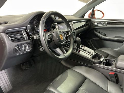 Used 2022 Porsche Macan Base image 21