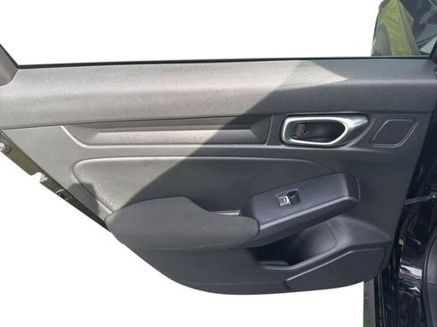Used 2023 Honda Civic LX image 27