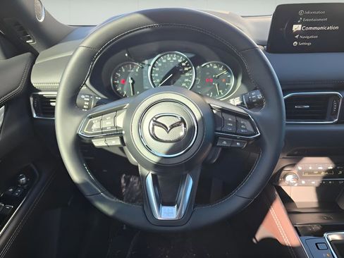 Used 2025 MAZDA CX-5 Signature image 28