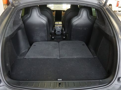 Used 2020 Tesla Model X Long Range image 16