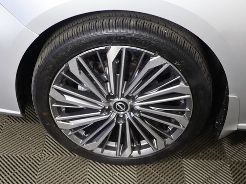 Used 2024 Nissan Altima 2.5 SL AWD/4WD image 20