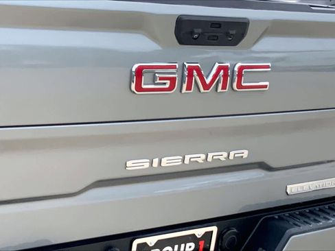 Used 2023 GMC Sierra 1500 Elevation RWD image 31