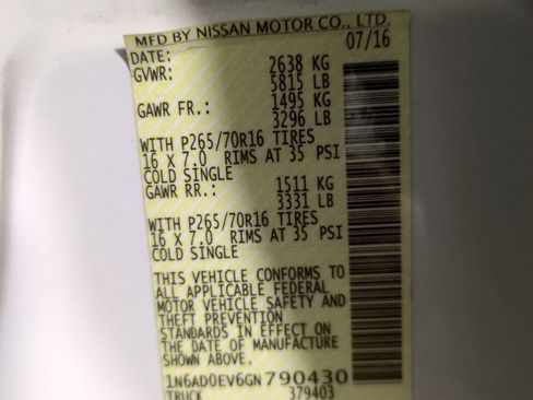 Used 2016 Nissan Frontier SV image 27