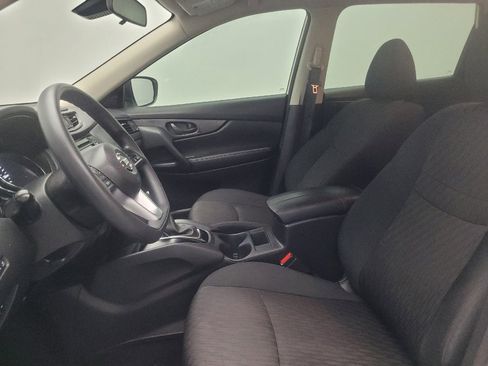 Used 2020 Nissan Rogue S FWD image 17