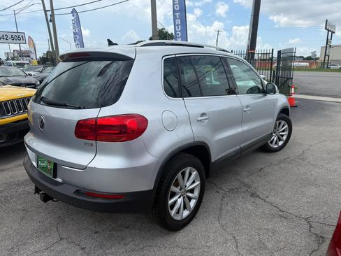 Used 2017 Volkswagen Tiguan Wolfsburg Edition FWD image 4