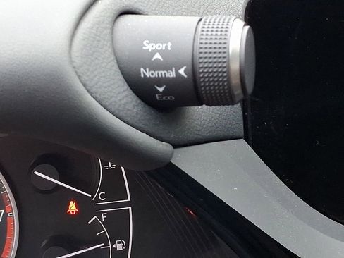 Used 2023 Lexus ES 350 w/ Premium Package image 27