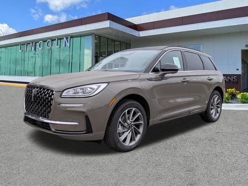 New 2026 Lincoln Corsair Grand Touring AWD/4WD image 8