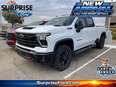 Used 2025 Chevrolet Silverado 2500 LT w/ Trail Boss Package AWD/4WD image 1