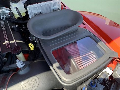 New 2024 Jeep Gladiator Rubicon w/ Technology Group image 67