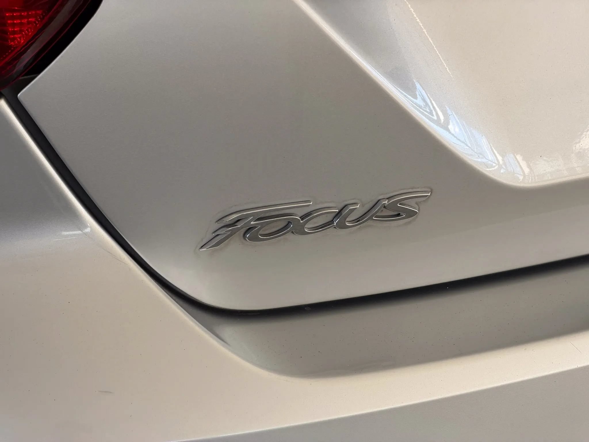 Used 2014 Ford Focus SE w/ Equipment Group 201A FWD image 12