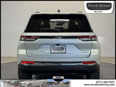 Used 2023 Jeep Grand Cherokee Limited AWD/4WD image 7