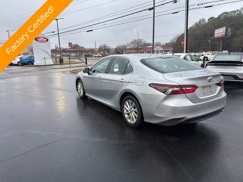Used 2023 Toyota Camry LE image 3