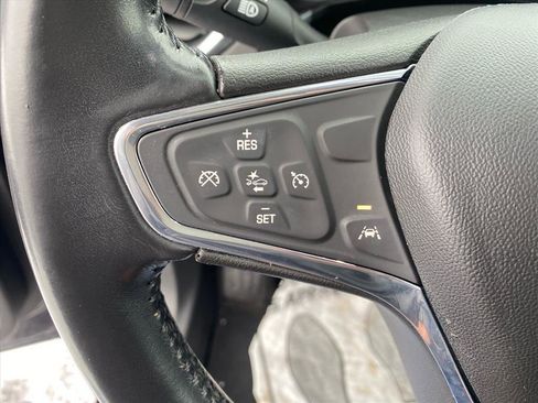 Used 2020 Chevrolet Equinox LT image 14