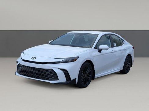 New 2026 Toyota Camry SE w/ Convenience Package FWD image 3
