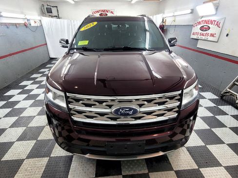 Used 2018 Ford Explorer XLT w/ Equipment Group 202A image 9