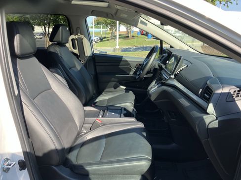 Certified 2025 Honda Odyssey EX-L image 36