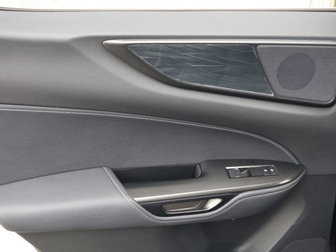 Used 2024 Lexus NX 250 FWD image 37