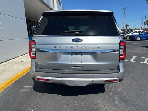 Certified 2024 Ford Expedition Limited image 4
