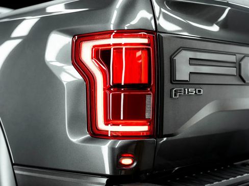 Used 2019 Ford F150 Raptor w/ Equipment Group 802A Luxury image 38