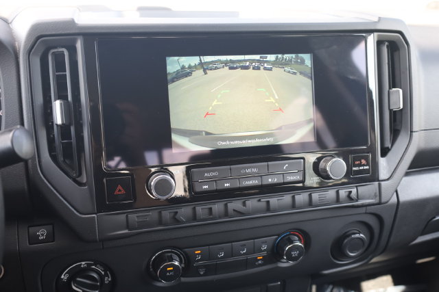 Used 2025 Nissan Frontier S AWD/4WD image 18