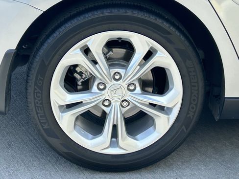 Certified 2023 Honda Accord LX image 7