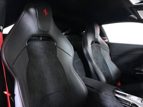 Used 2026 Ferrari 12Cilindri RWD image 4