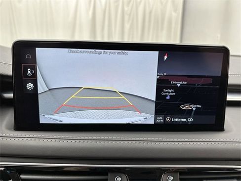 Used 2023 Genesis G70 2.0T image 17