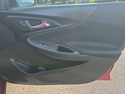 Used 2020 Chevrolet Malibu RS image 16