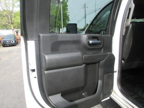 Used 2020 Chevrolet Silverado 2500 W/T w/ Gooseneck/5TH Wheel Package AWD/4WD image 13
