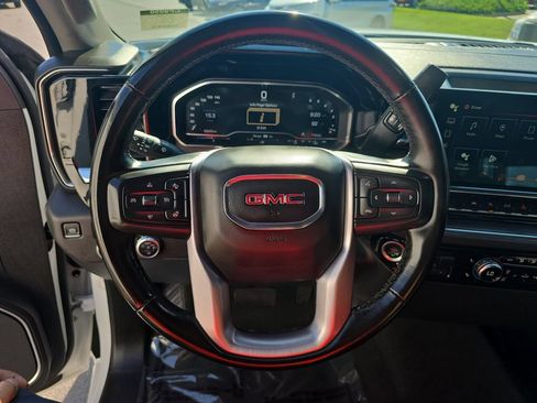 Used 2025 GMC Sierra 1500 SLT RWD image 18