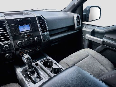 Used 2018 Ford F150 XLT w/ Equipment Group 301A Mid RWD image 21