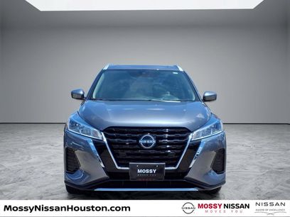 Used 2022 Nissan Kicks SV