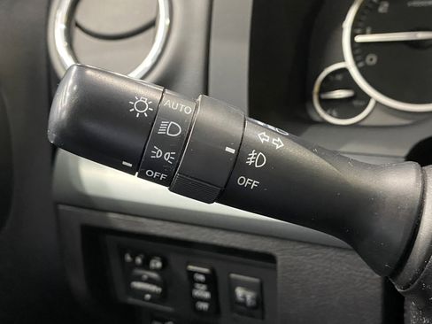 Used 2015 Toyota Tundra Platinum image 21