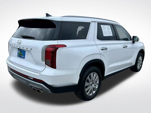 Used 2024 Hyundai Palisade SEL FWD image 5