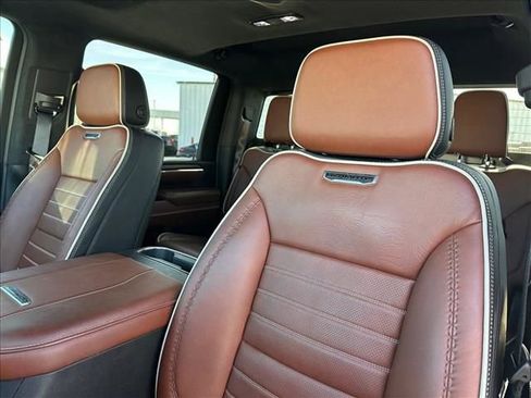 Used 2024 GMC Sierra 3500 Denali Ultimate image 25