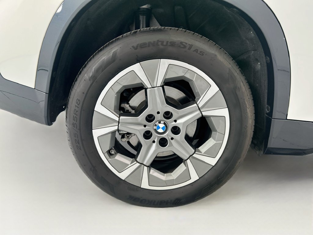 Used 2024 BMW X1 xDrive28i w/ Premium Package AWD/4WD image 31