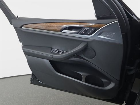 Used 2020 BMW X3 xDrive30i w/ Convenience Package image 29