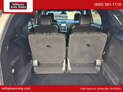 Used 2019 Ford Explorer Platinum image 16