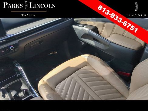 Used 2024 Kia Sorento SX Prestige w/ Olive Brown Leather Package image 15