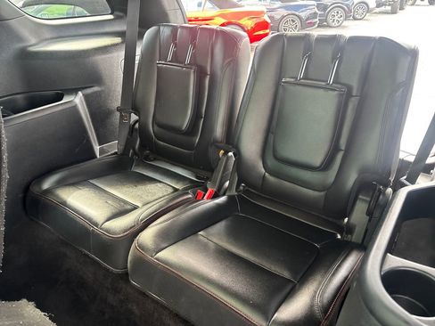 Used 2016 Ford Explorer Sport image 17