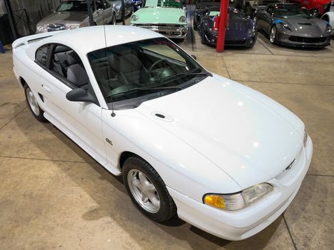 Used 1995 Ford Mustang GT image 14