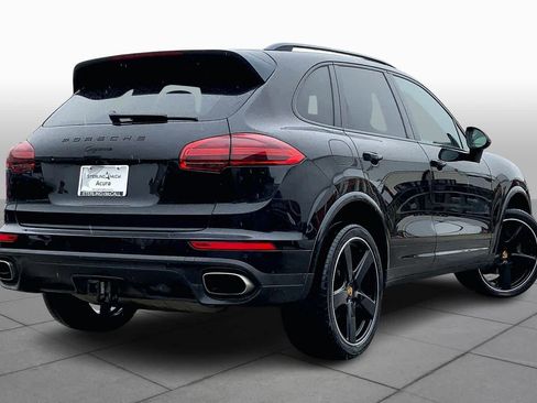 Used 2018 Porsche Cayenne Platinum Edition image 11