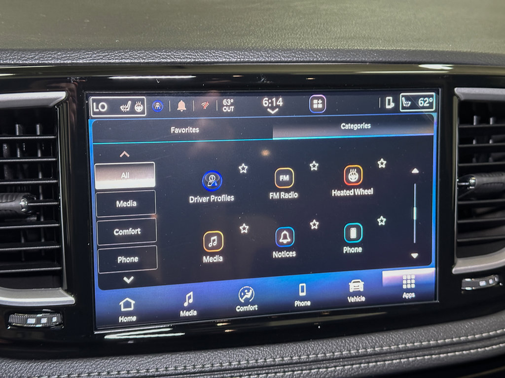 New 2027 Chrysler Pacifica Select AWD/4WD image 38