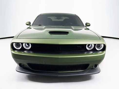 Used 2022 Dodge Challenger R/T w/ Driver Convenience Group image 2